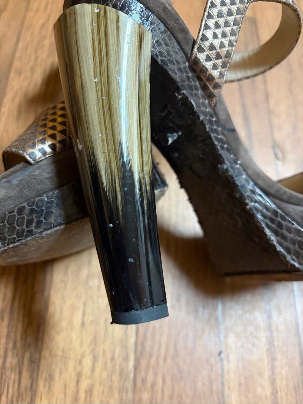 Jimmy Choo Bronze Metallic Slingback Sandals - Picture 3 of 7